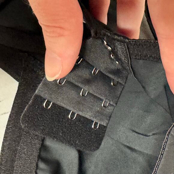 HSIA CoolComfort Minimizer Bra Black Unlined Smoothing Size 36D NWT - Picture 5 of 9